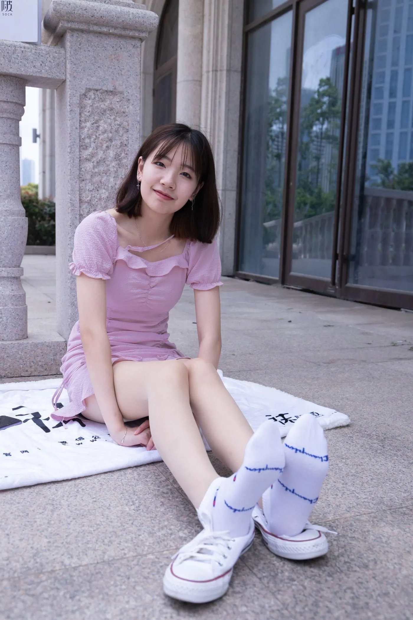 [BoBoSocks袜啵啵]NO.001 小甜豆-帆布鞋、白棉袜、肉丝 [138P]插图1